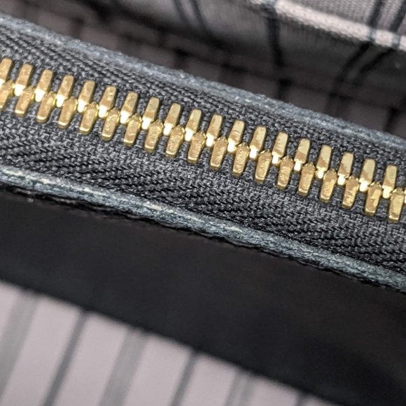 SOLD Louis Vuitton Empreinte Montaigne MM Black - Picture 5 of 9